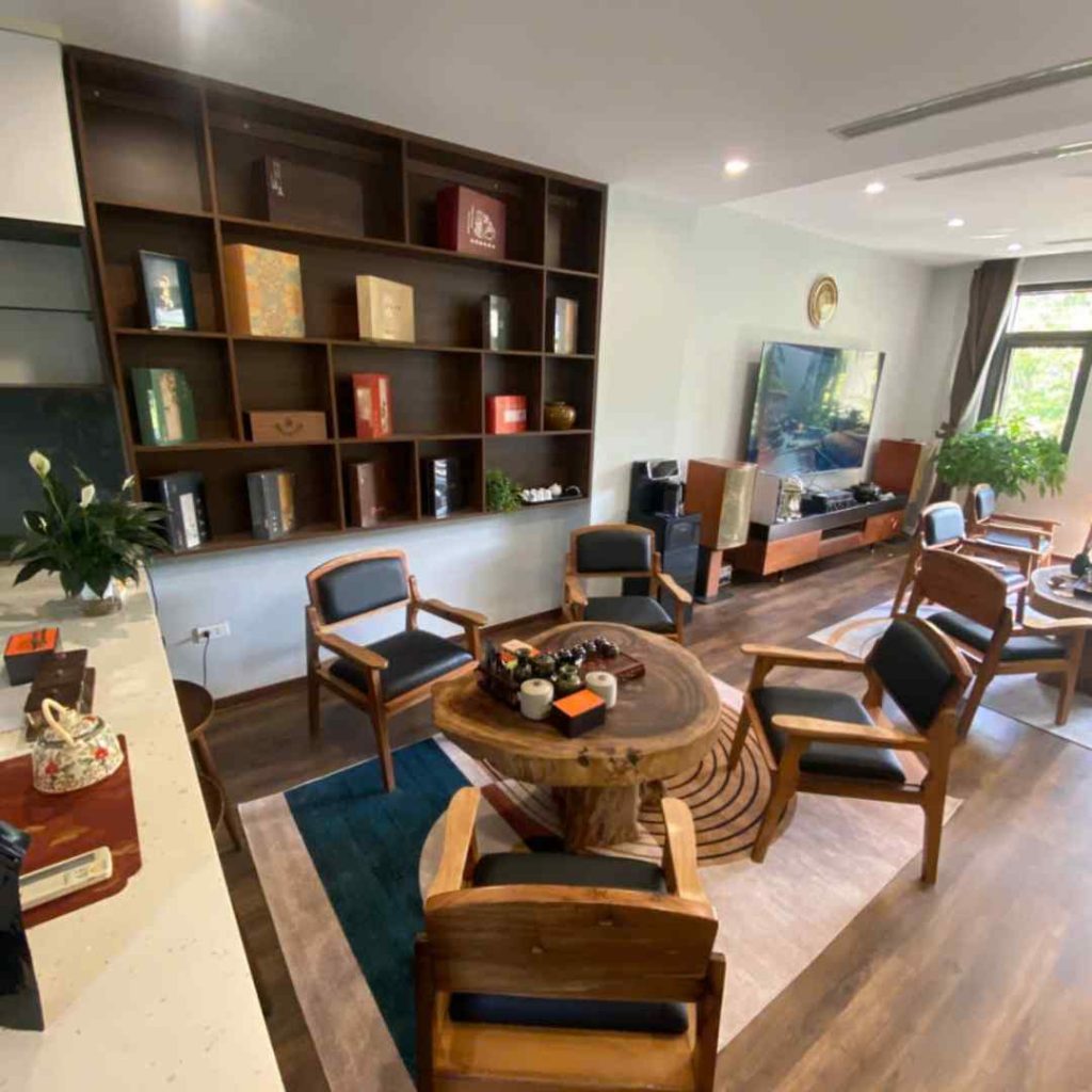 image_1764317376813_compressed